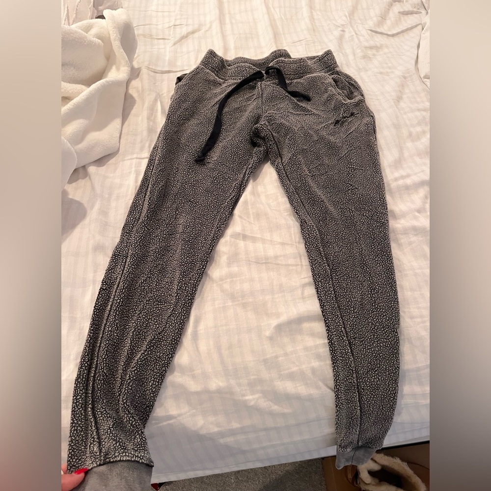 PINK Joggers Size Small Lightly Worn, Like New!!